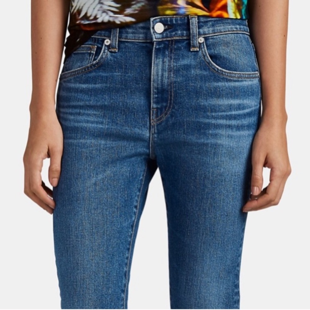 CQY Friend High-Rise Straight Jeans